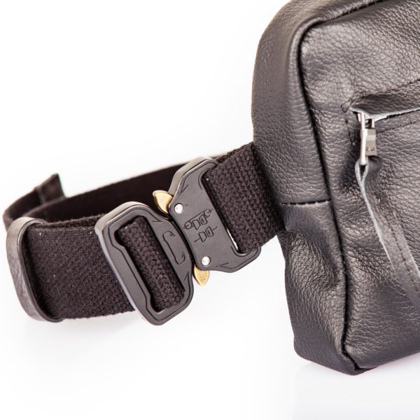 Leather cross-body bag – Cinzia Rossi