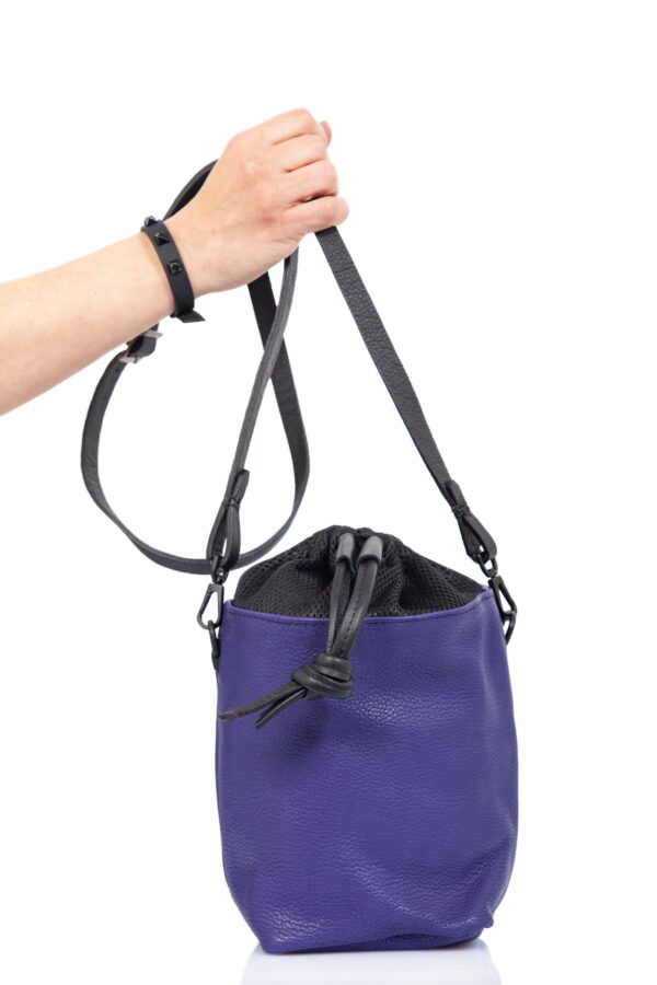 Violet leather bucket bag - Cinzia Rossi