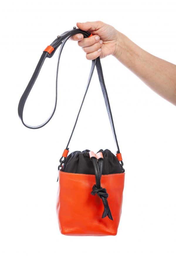 Orange leather bucket bag - Cinzia Rossi