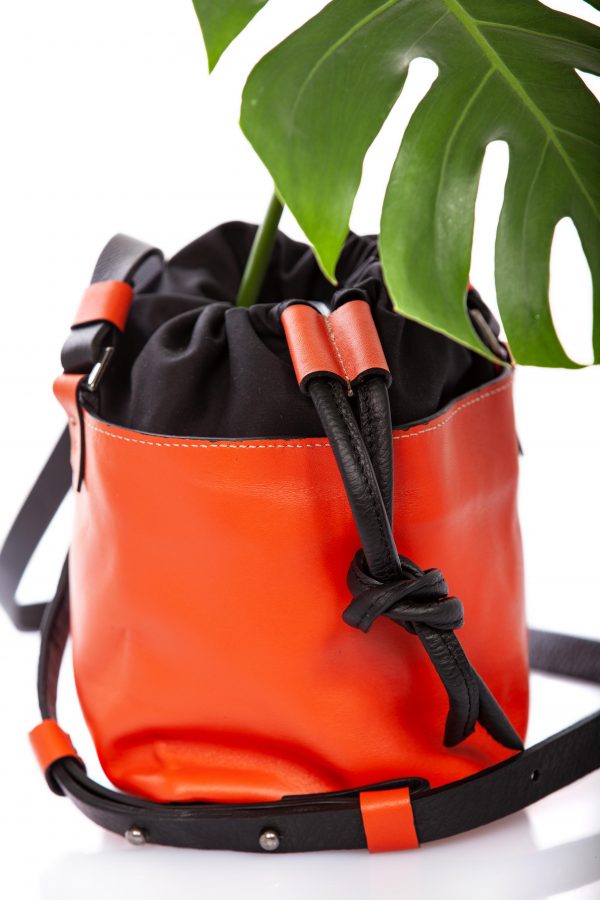 Bucket bag in oranje leer - Cinzia Rossi