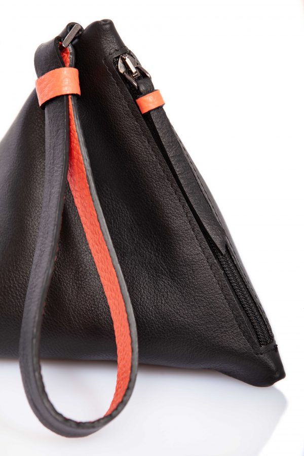 Black leather pyramid clutch bag - Cinzia Rossi
