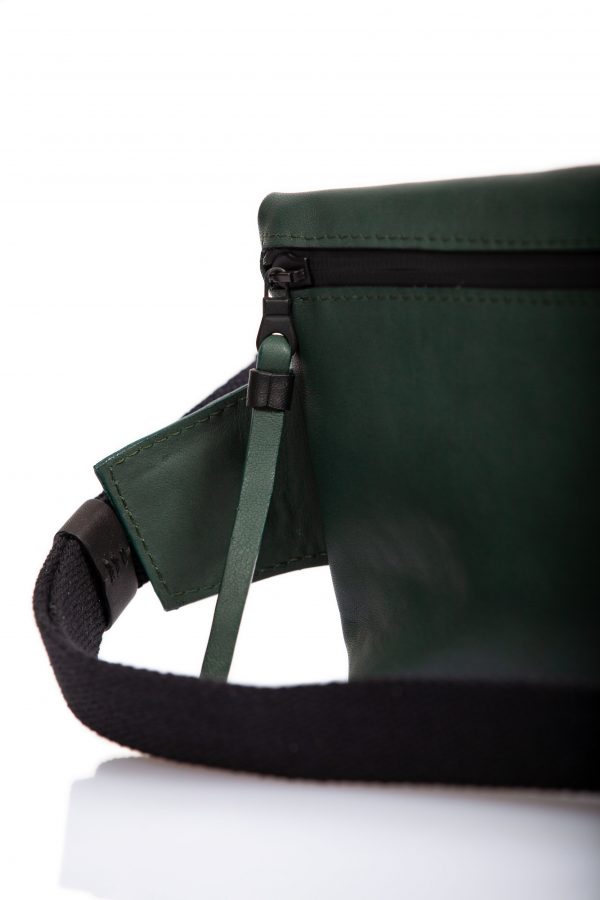 Gürteltasche aus grünem und schwarzem Leder - Cinzia Rossi