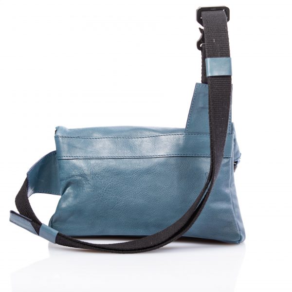 Cross-body bag in blue leather - Cinzia Rossi