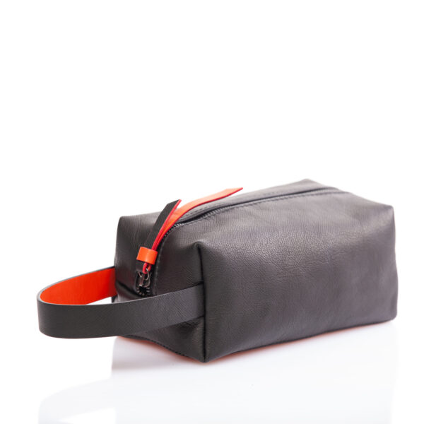 Black leather travel pouch - Cinzia Rossi